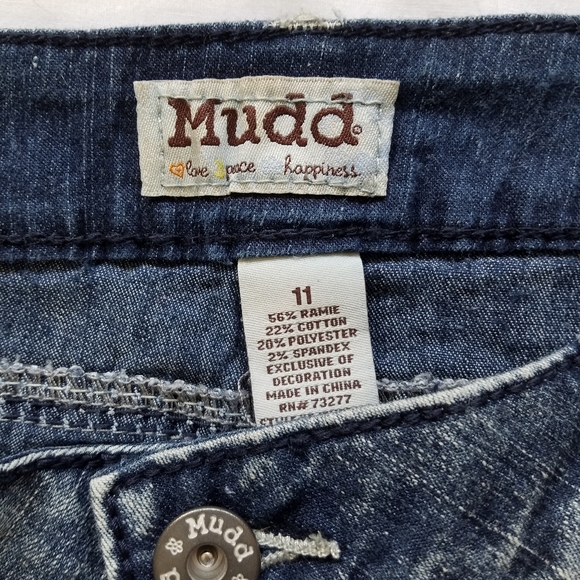 Two pairs of shorts - Picture 4 of 10